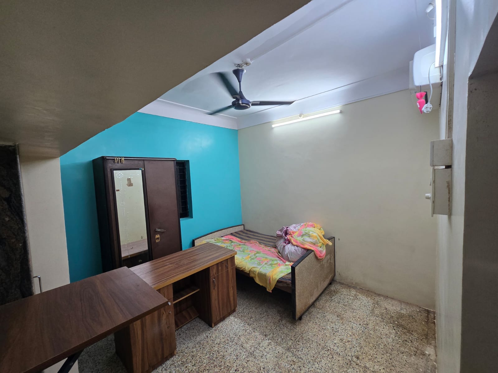 House for sale photo 2
